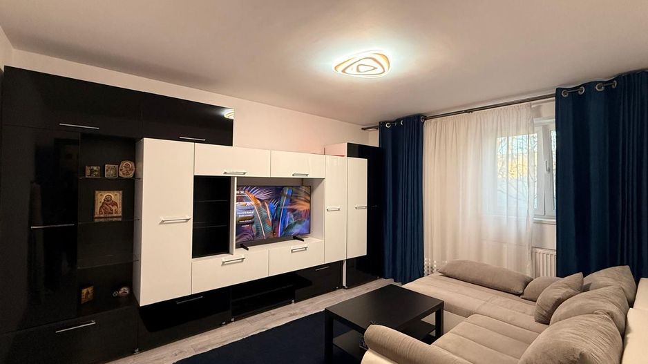 Vanzare Apartament 2 Camere Republica - Poză 1