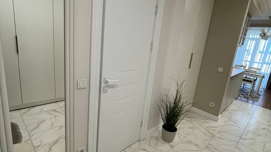 Apartament cu 2 camere + living - Poză 14