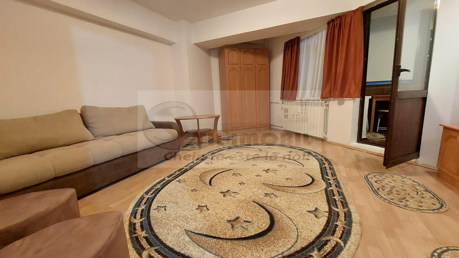 APARTAMENT 2 CAM PACURARI IN SPATE LA PETROM 360 EURO - Poză 1