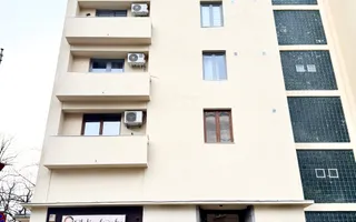 2 camere central vis-a-vis de Posta Mare - Poză 26