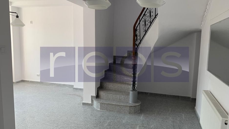 VANZARE - VILA 9 CAMERE  - Vasile Lascar, Mihai Eminescu, Bd. Dacia - Poză 11