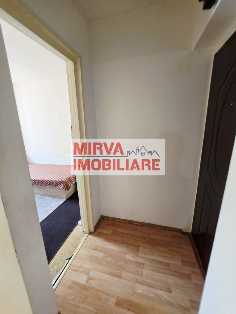 Apartament 3 camere, etaj 3, Malu Roșu – Str. Rîșnovenilor - Poză 15