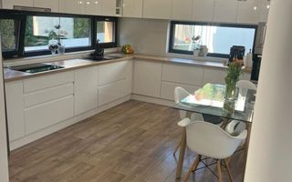 Casa spectaculoasa, zona privata, finisaje de lux. - Poză 4