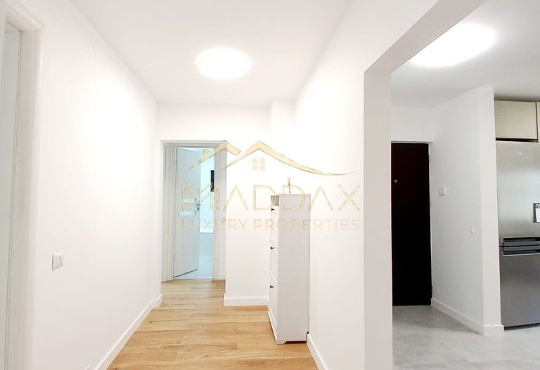 Proprietar vand ap 4 camere in Aviatiei - Poză 3