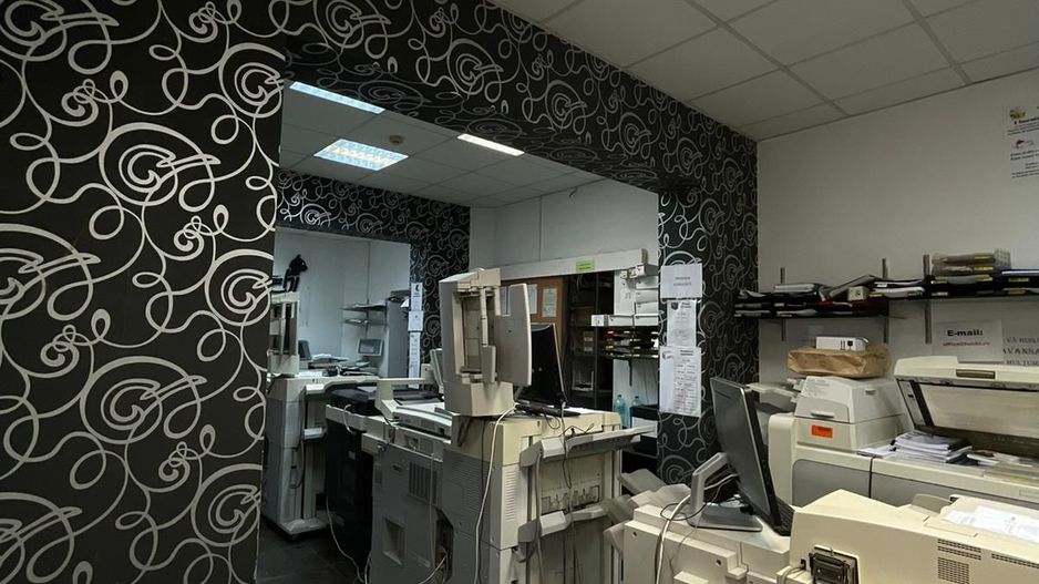 Vanzare Centru de copiere complet echipat, lângă facultatea Ase Romana - Poză 5