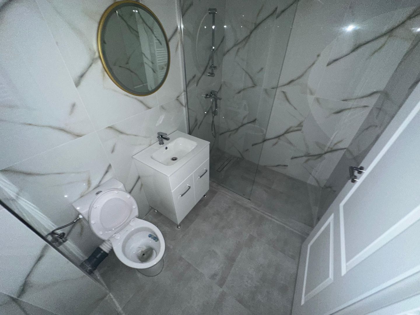 AP. 2 CAMERE STEJARULUI, LOC PARCARE, BUCATARIE INCHISA, BLOC NOU - Poză 2