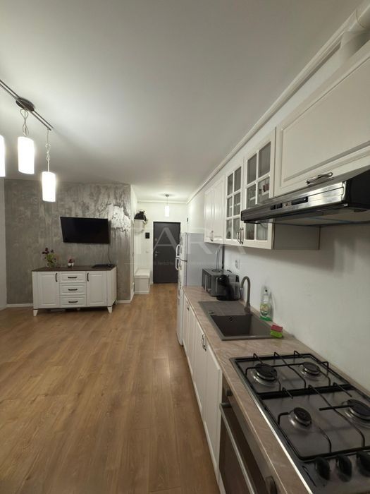 Apartament 2 camere, complet mobilat, echipat, parcare subterana. - Poză 3