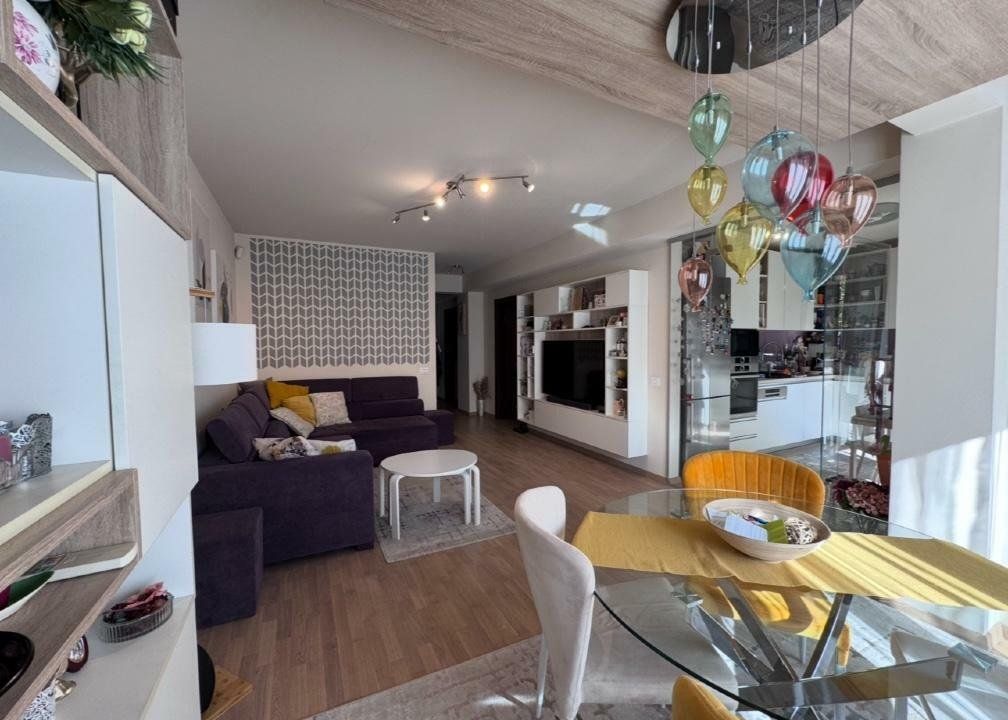 APARTAMENT LA CHEIE 3 CAMERE 2 BAI CURTE PROPRIE PARCARE SUBTERANA SI LIFT - Poză 3