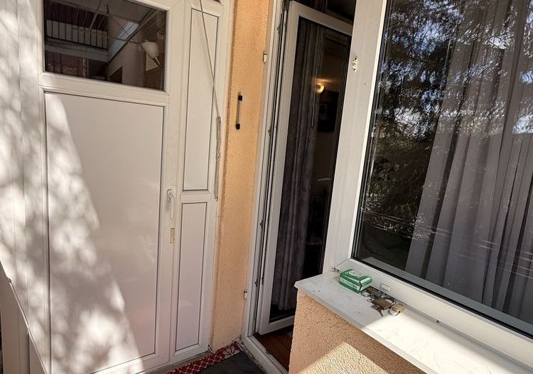 BRASADAS vinde ap 3 camere etajul 2/4 pe Careiului - Poză 8