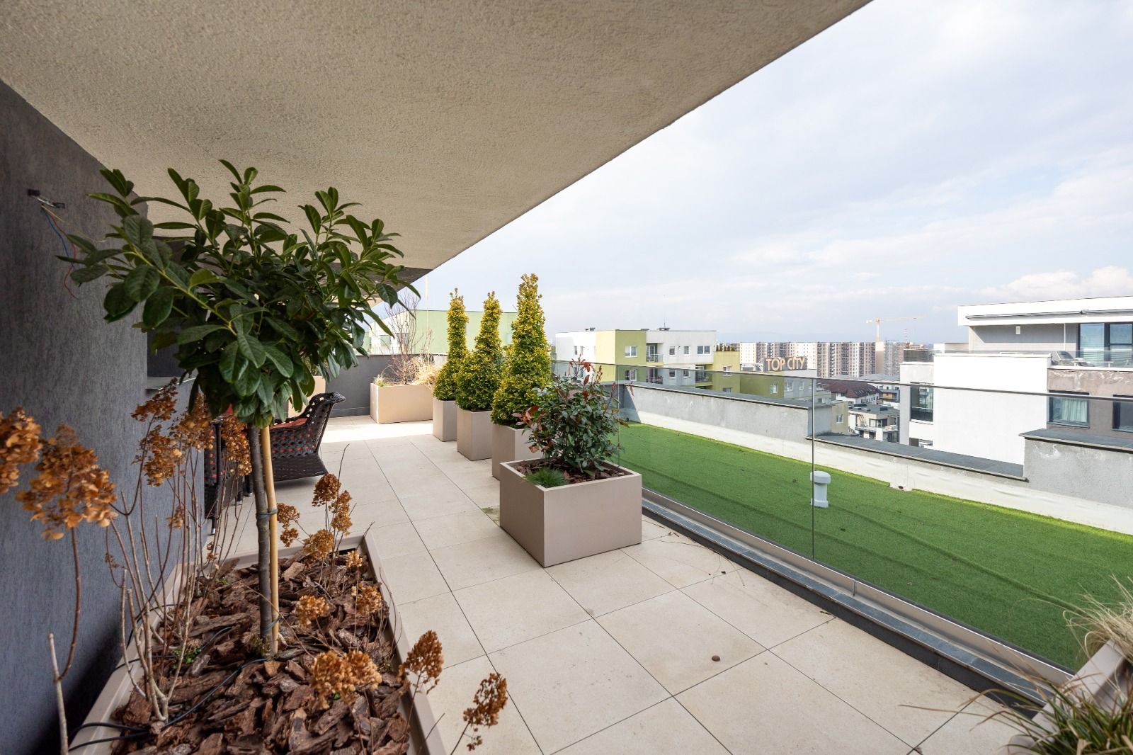 Penthouse superb, 3 camere+parcare subterana ,203 mp-Coresi - Poză 27