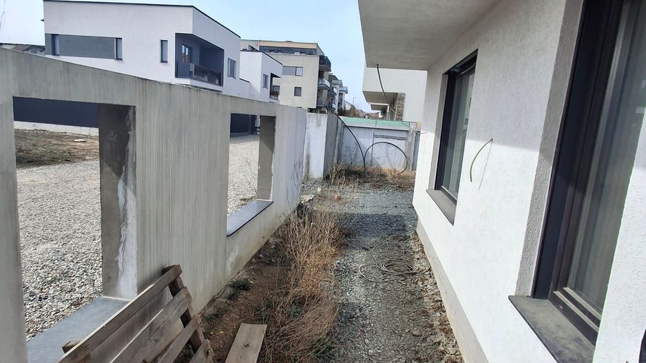 Casa duplex cu garaj, Selimbar, Sibiu - Poză 10
