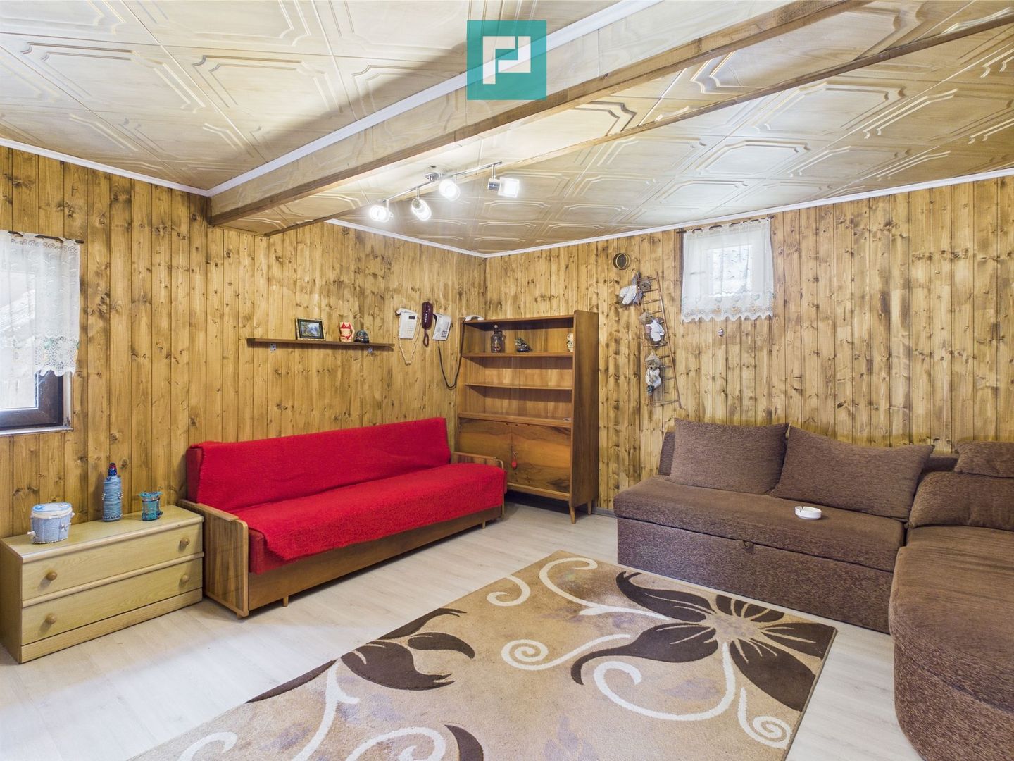 Casă la doar 6km de graniță cu România - Poză 13