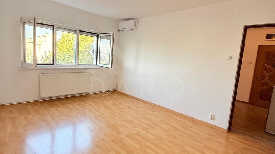 Apartament două camere de vânzare Dâmbu renovat - Poză 6