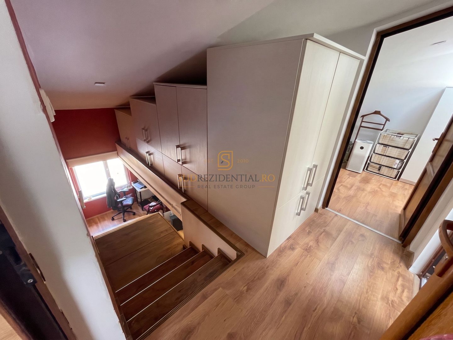 Duplex 3 camere pe 2 niveluri, 2 bai, langa Metrou Aparatorii Patriei - Poză 4