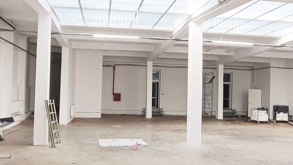 Hala industriala ,cu rampa-Astra - Poză 2