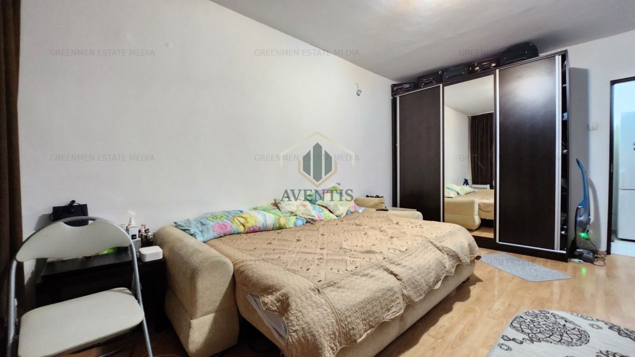 Garsoniera decomandata, bloc din 1982 reabilitat termic, Piata Muncii Baba Novac - Poză 2