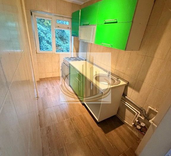 Apartament 3 camere | Etaj 3 | Confort 2 | Semi-decomandat | - Poză 4
