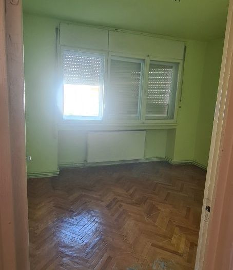 BRASADAS vinde ap 3 cam etaj 4/4 Micro 16. - Poză 6