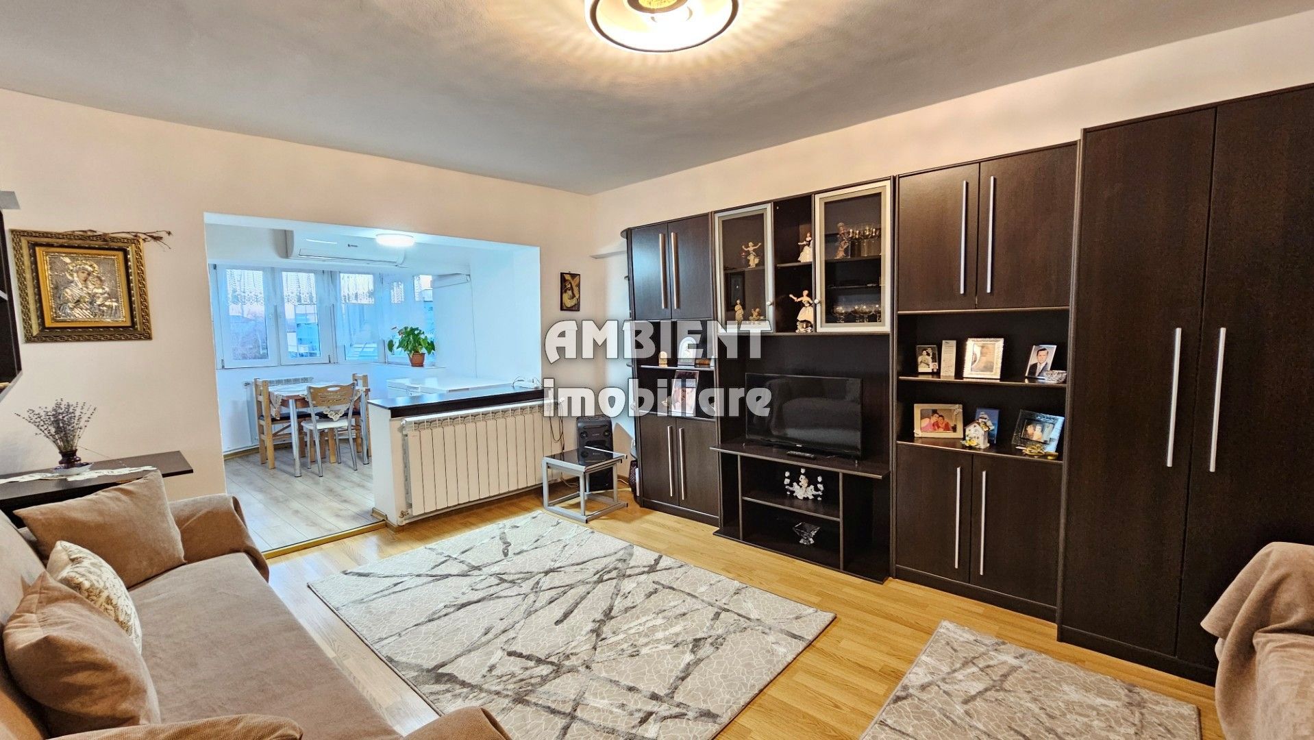 Apartament cu 3 camere, vedere panoramica, zona Crucea Garii; - Poză 1