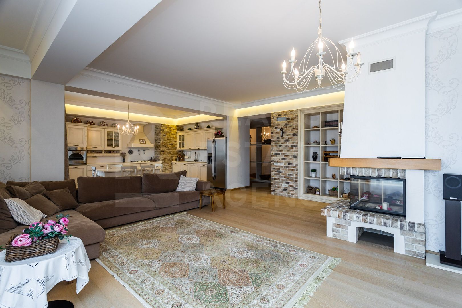 Chirie, apartament, 4 camere, strada Ciocîrliei, Telecentru - Poză 3