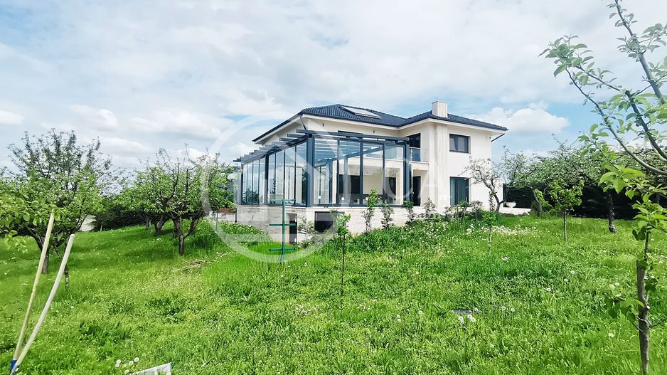 Casa de închiriat cu 6 camere în Cihei, Oradea - Poză 4