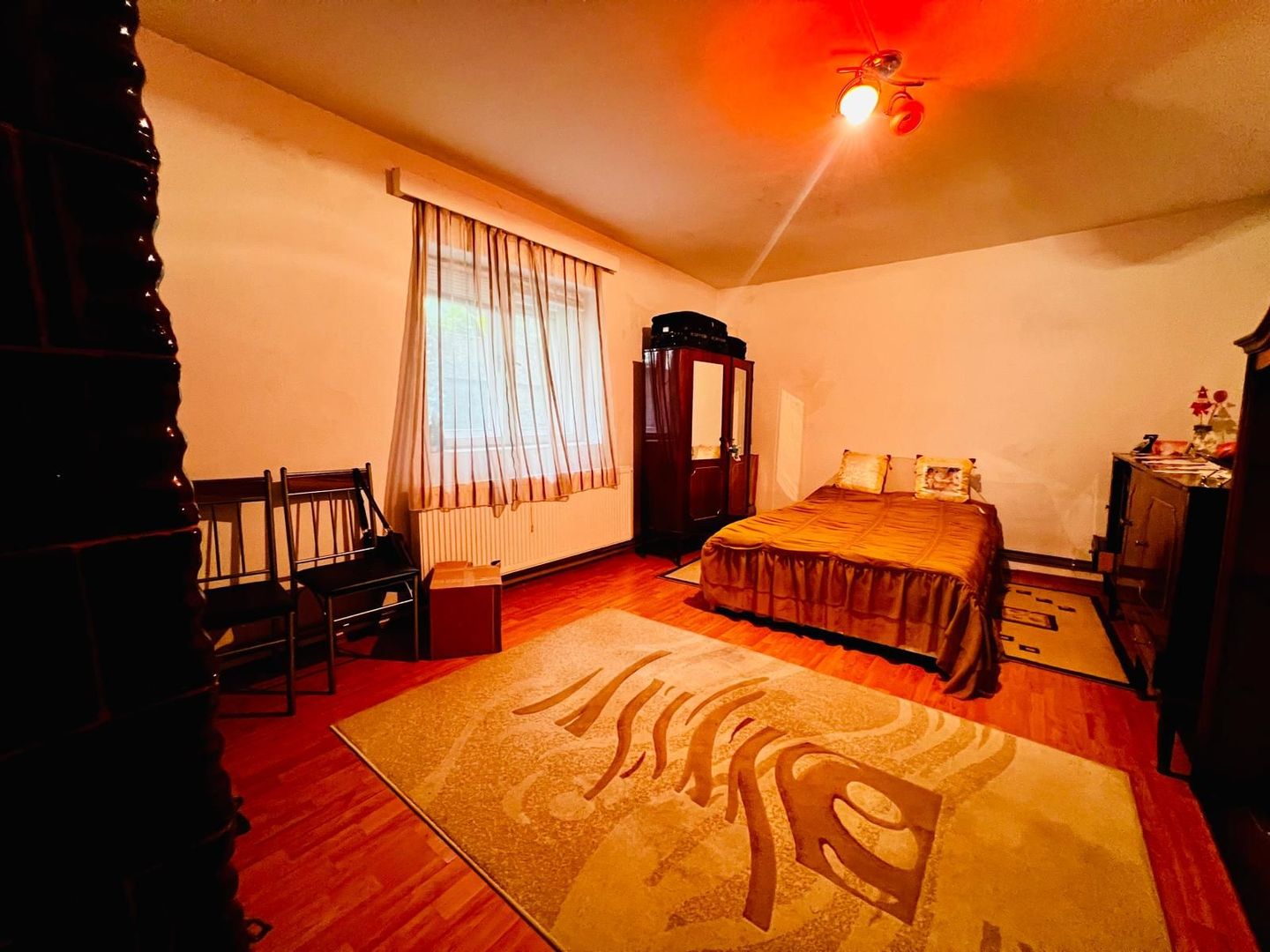 Casă individuală cu teren generos 900mp - Zona Bogdăneștilor - Poză 3