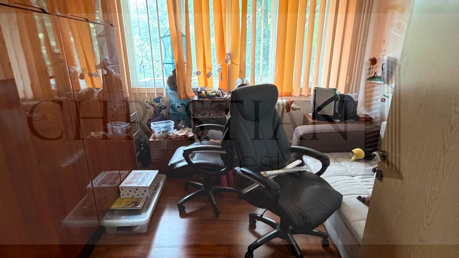 Apartament 4 camere 87 mp - Imobil 1965 - Etaj 1/4 - Poză 14