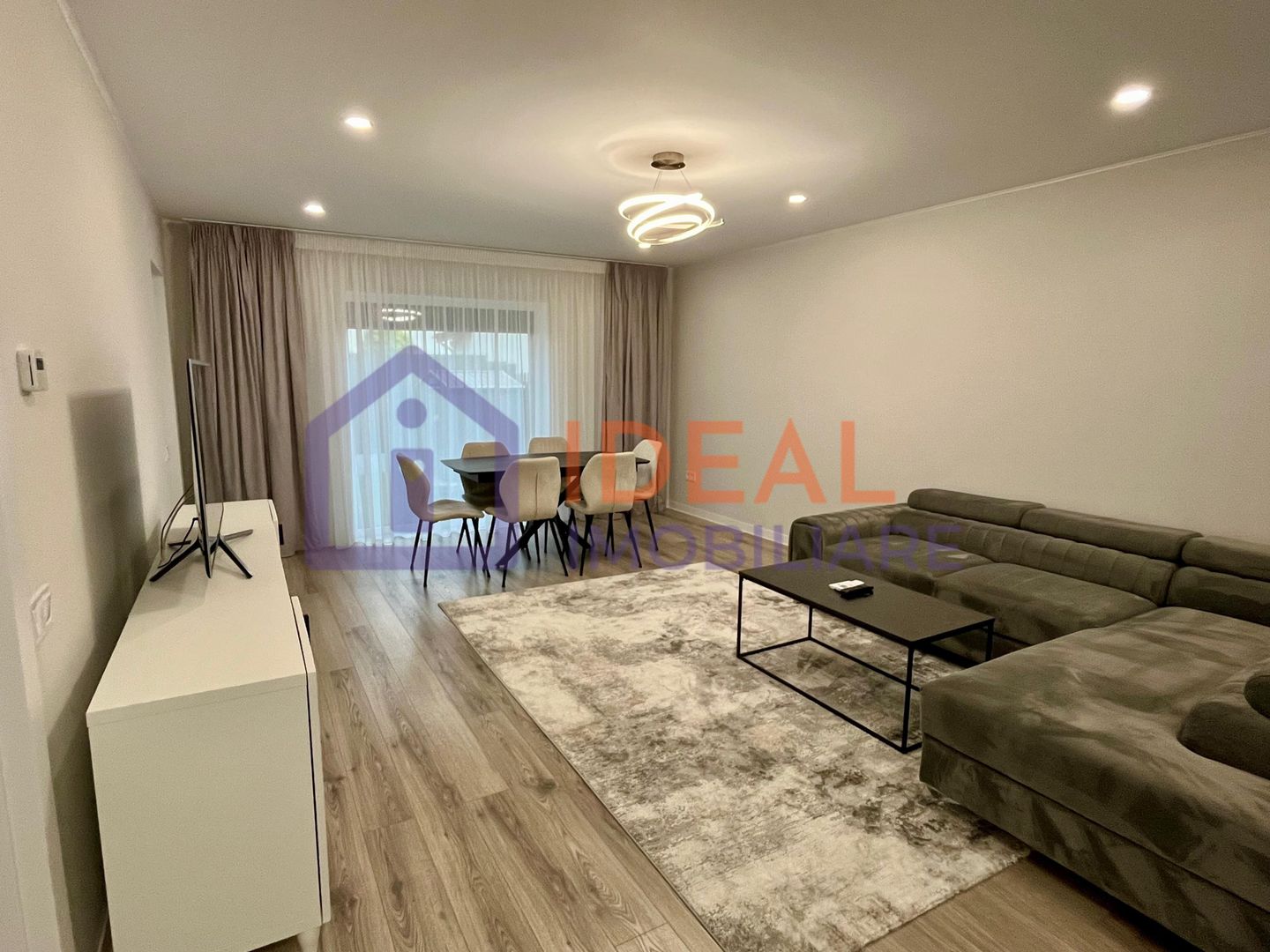 Casa moderna cu 4 camere de închiriat - Șelimbăr - Poză 1