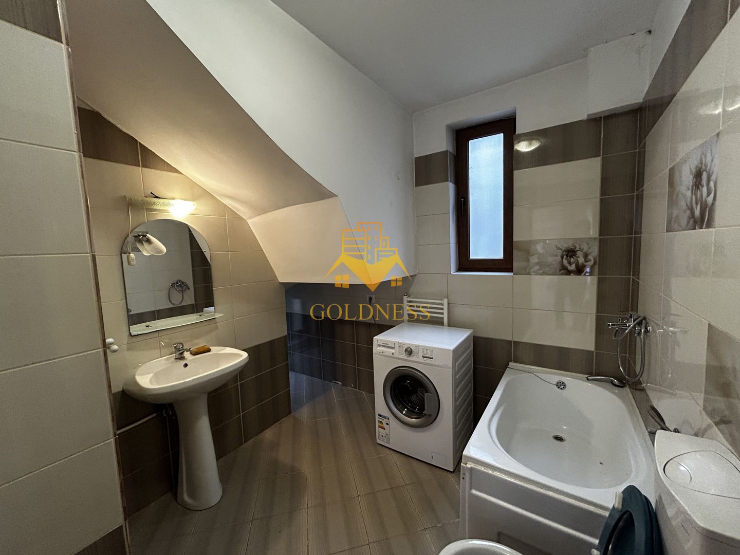 4 camere open space, Curte, Parcare, Modern, Lidl, Buna Ziua - Poză 13