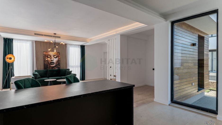 Vila Individuale de Lux în Tunari - Poză 15