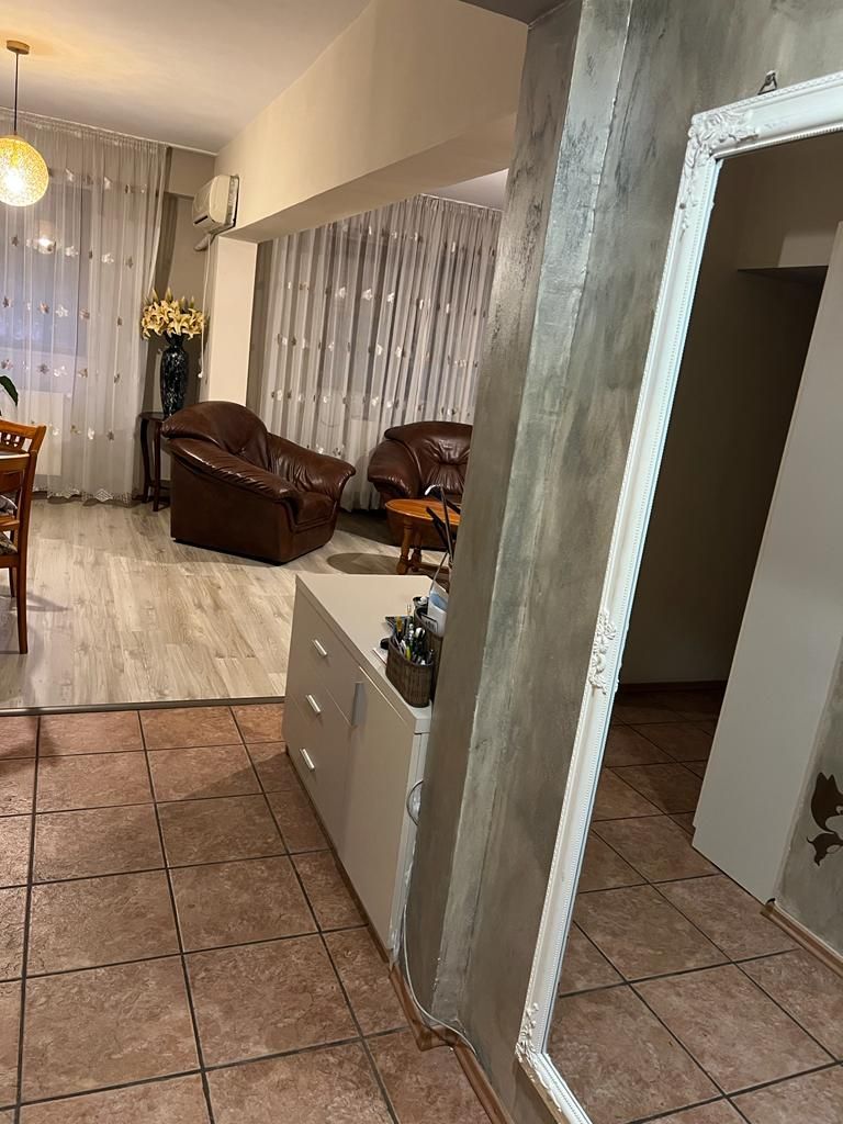 De inchiriat apartament cu 3 camere, str. Anghel Saligny, 450 euro - Poză 2