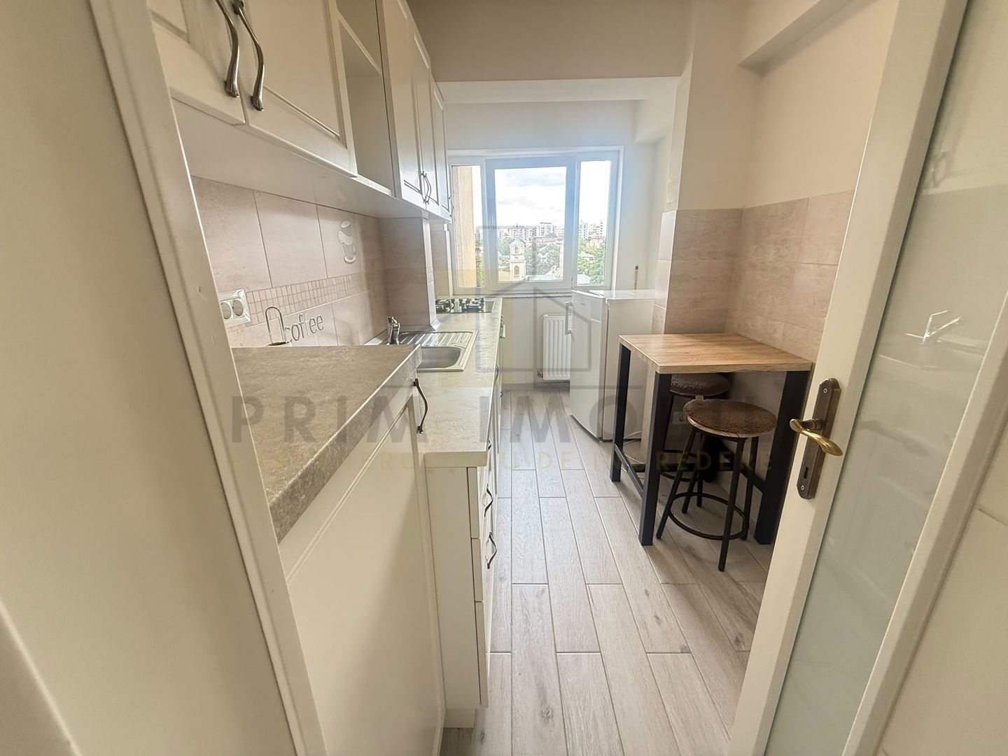 Apartament 2 camere, Hala Centrala, etaj 8, vedere panoramica, renovat - Poză 4