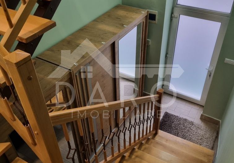 De închiriat apartament deosebit ultracentral, 3 camere, 2 băi, utilat - Poză 8