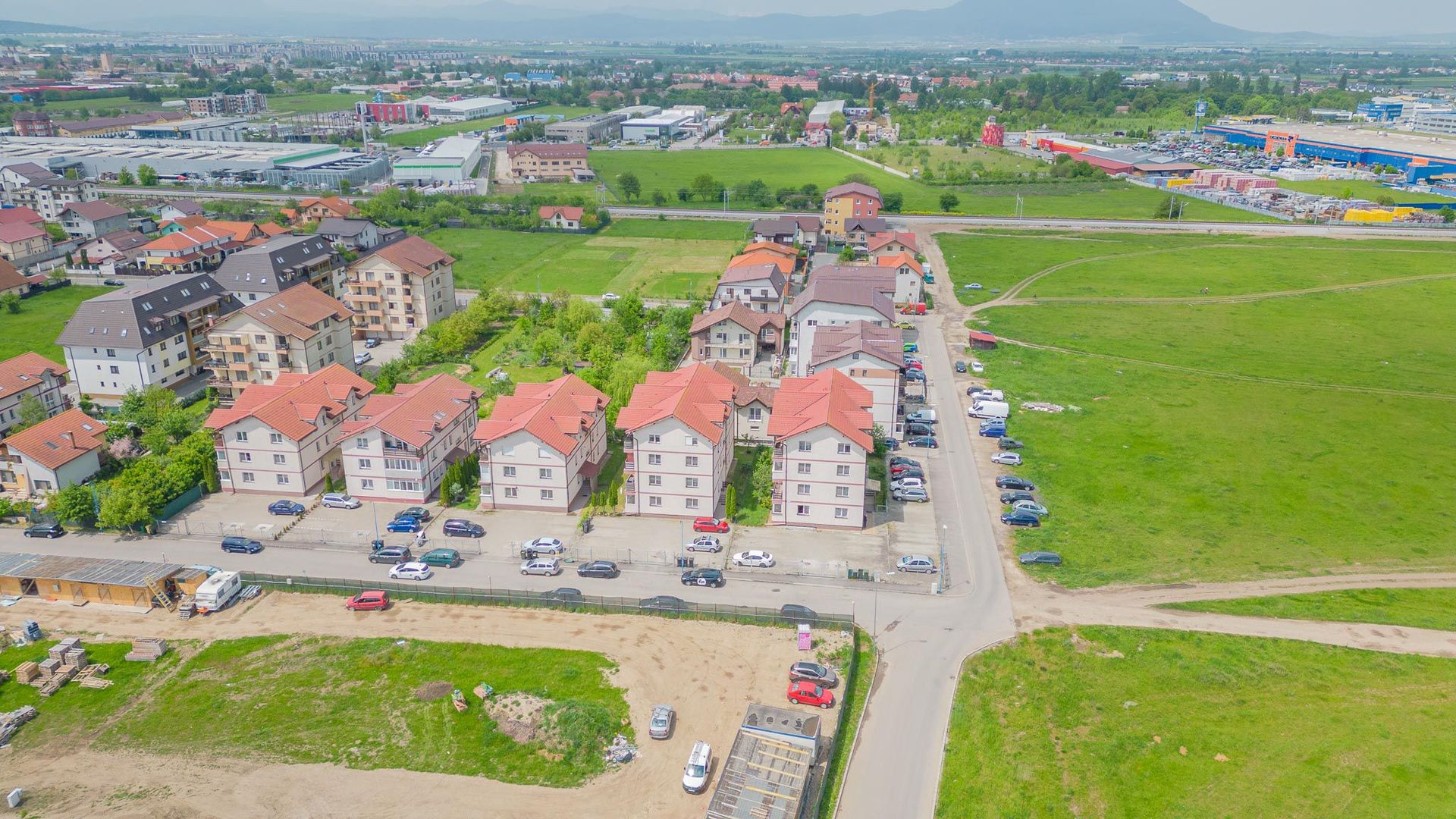 Apartament 2 camere mobilat si loc de parcare in Tractorul - Poză 16
