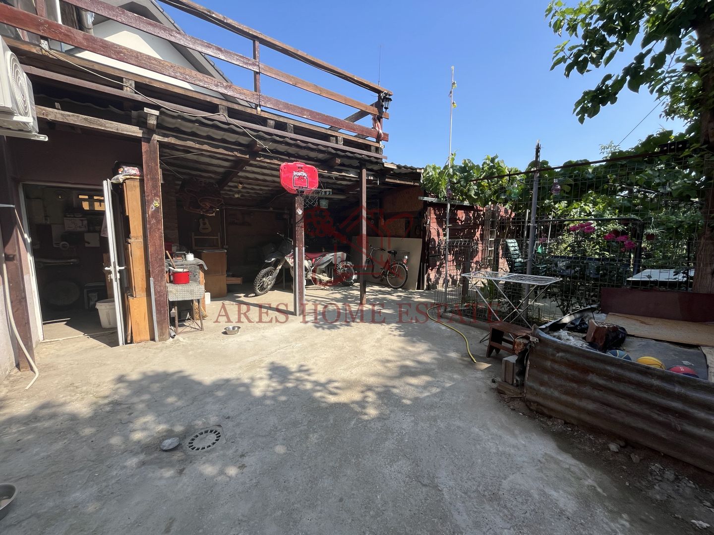 Casă individuală P+1+pod, pe piloni cu panouri solare - Poză 18