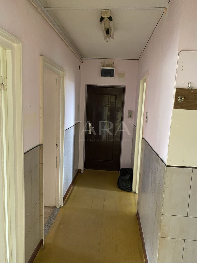 Vanzare apartament 3 camere in zona hotel Royal, Gheorgheni. - Poză 4