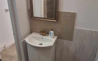 Spațiu comercial ultracentral, 35 mp, recent renovat, Iași - Poză 8