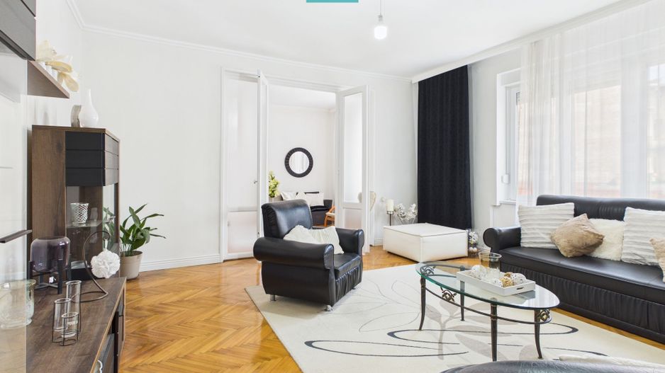 Apartament spațios în clădire ultracentrală - Poză 5