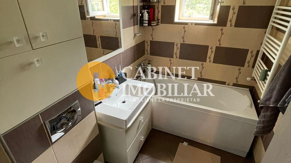 3 CAMERE DECOMANDAT - CANTA - RENOVAT - Poză 9