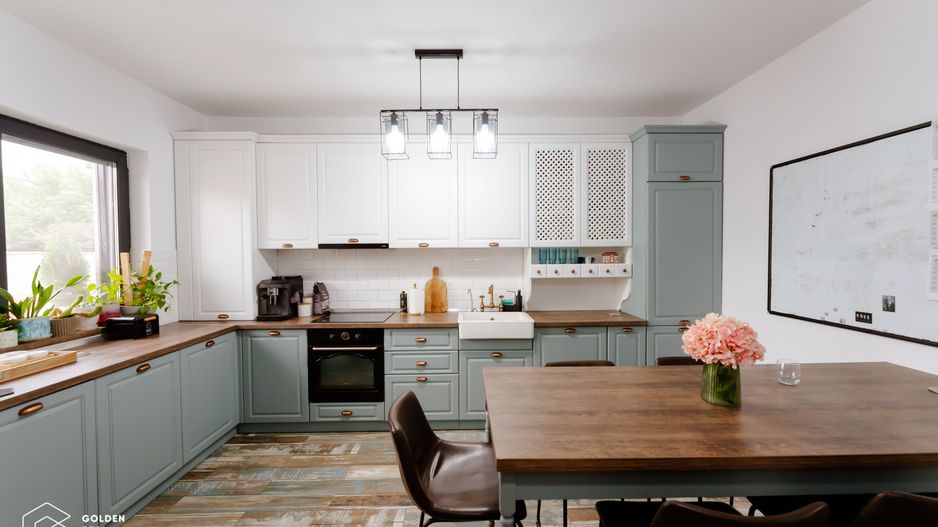 Casa moderna - Lux si eficienta energetica - Poză 1