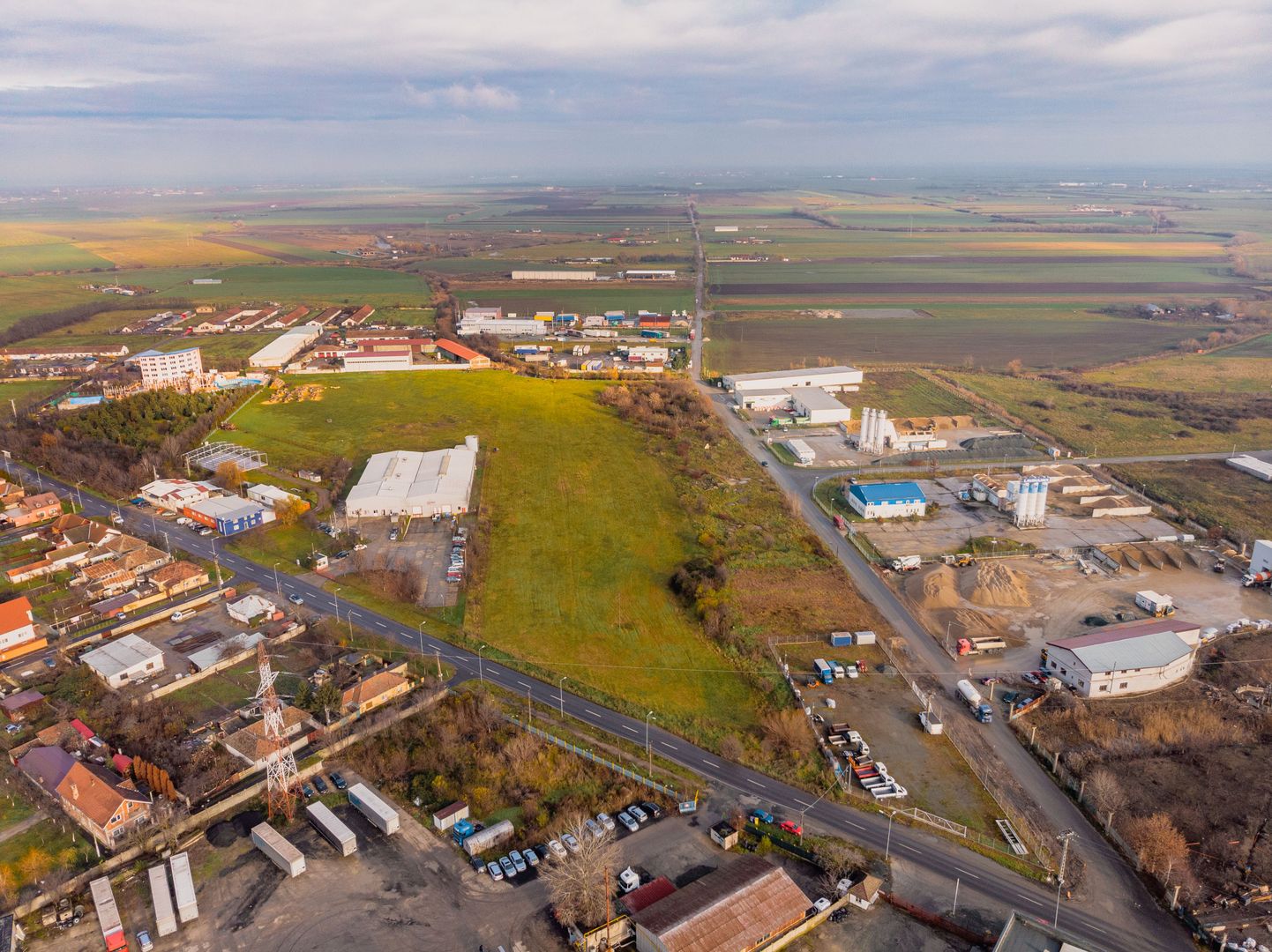 Teren industrial cu PUZ - - 964mp - Poză 14