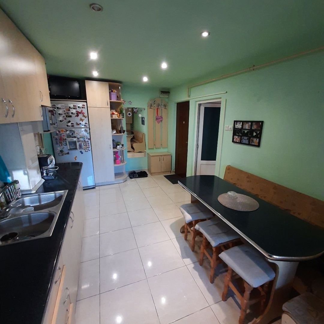 Apartament 2 camere, decomandat, Ampoi 3,  parter - Poză 4