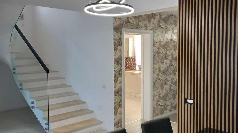 Superba Casa 4 Camere 3 Locuri Parcare Domnesti - Poză 3