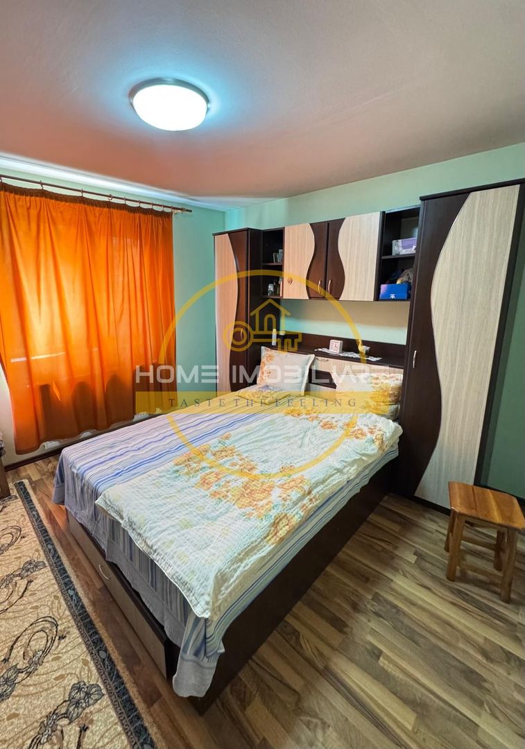 Casa de vanzare parter+etaj / 7 camere/ 1550mp teren+ 240mp utili+garaj / Dancu - Poză 7