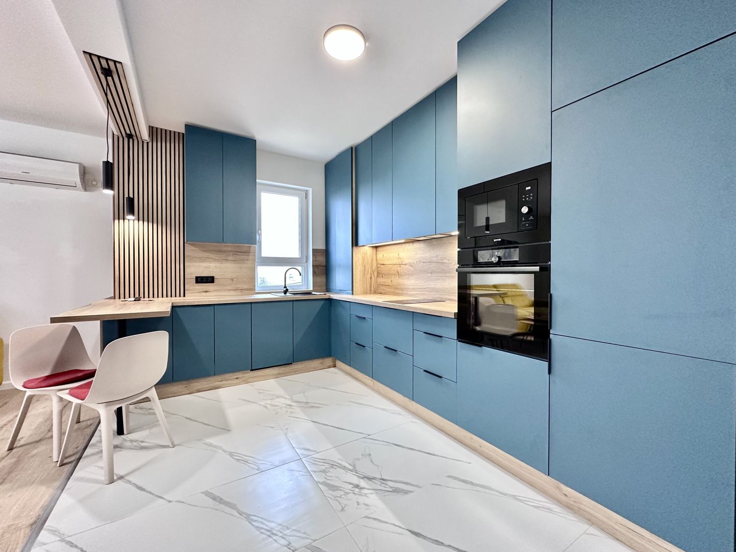 Apartament cu 2 camere, primitor, pet friendly, Mureș-Profi Dumbrăvița - Poză 4