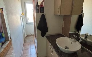 Apartament cu 3 camere, stil rustic, Baciu, zona Petrom - Poză 6