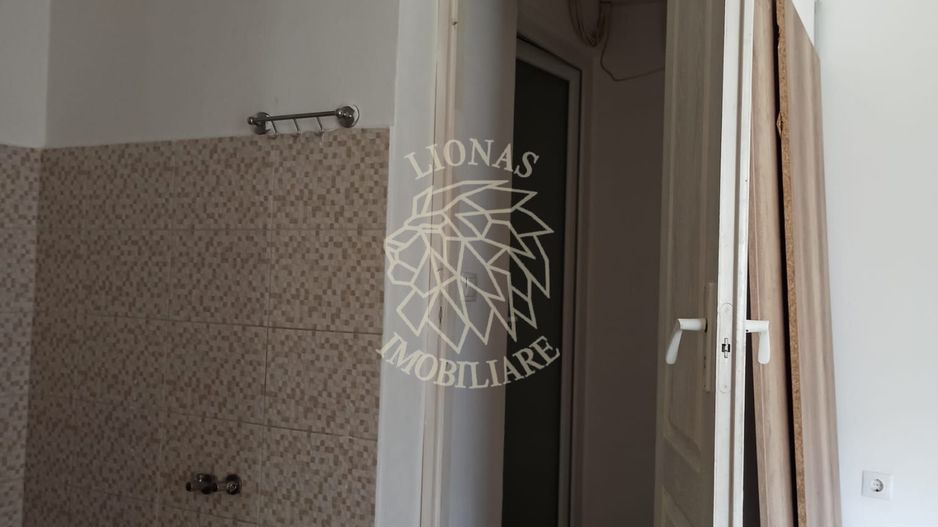 Spatiu Comercial 2 camere 30 mp-vitrina 3 m- Zona Imparatul Traian - Poză 6