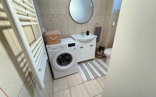 Casa moderna, frumos amenajata in zona Bogdanestilor - Poză 12