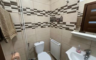 Casa cu 2 apartamente | Ultracentral | Zona Palatul Urania - Poză 19