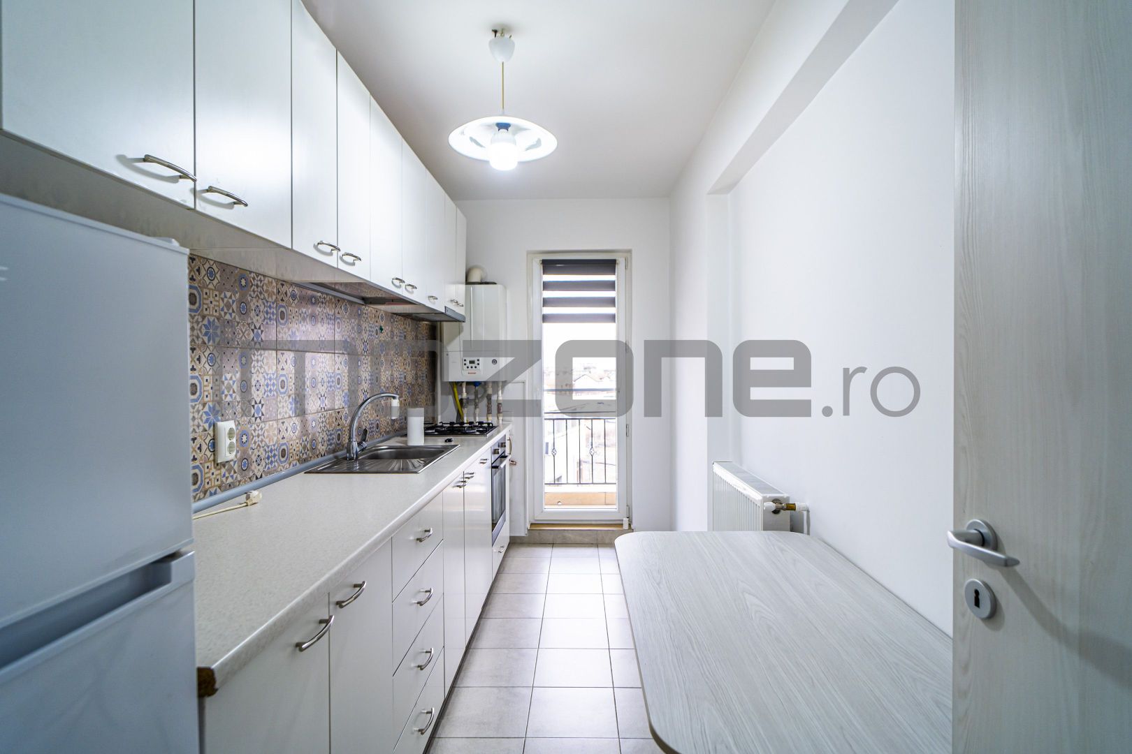 Garsoniera, 36 mp, mobilata-utialta, etaj 4, langa Penny Market- Rezervelor - Poză 7